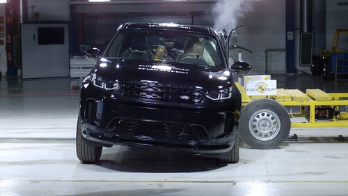 Land Rover Discovery Sport im Euro-NCAP-Crashtest.