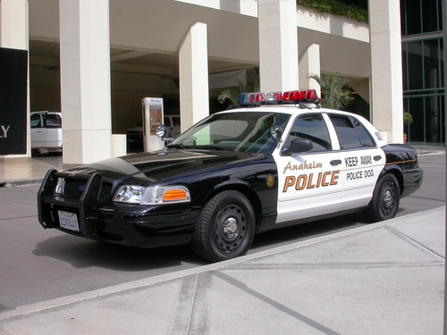Lange Zeit Marktführer unter den US-Polizeiautos: Ford Crown Victoria Interceptor.
