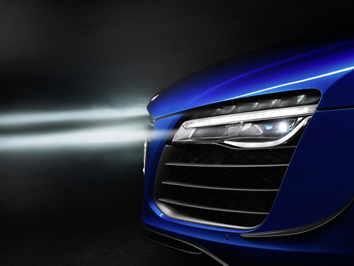 Laser-Fernlicht  des Audi R8 LMX.