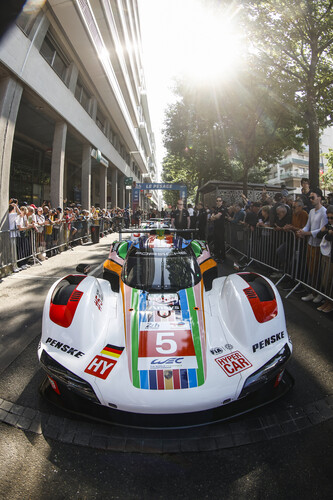 Le Mans 2023: Porsche 963 in Jubiläumsfolierung.