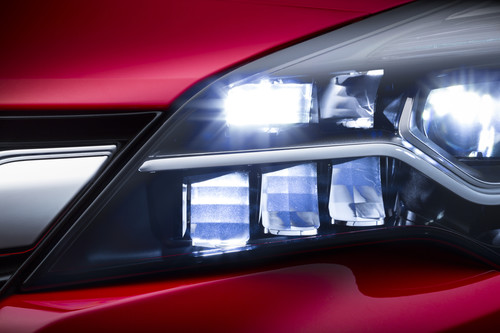 LED-Matrix-Licht Intellilux von Opel.