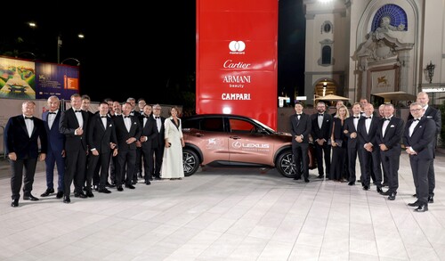 Lexus hat Vertreter der zehn europäischen Händler, die mit dem Kiwami-Award für außergewöhnliche Kundenorientierung ausgezeichnet wurden, zu den Filmfestspielen nach Venedig eingeladen, die die Marke erneut als Partner begleitet hat.