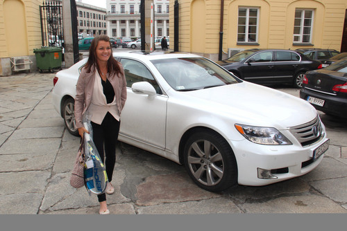 Lexus ist Partner von Tennisstar Agnieszka Radwa0144ska.