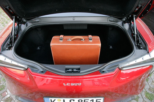 Lexus LC 500.