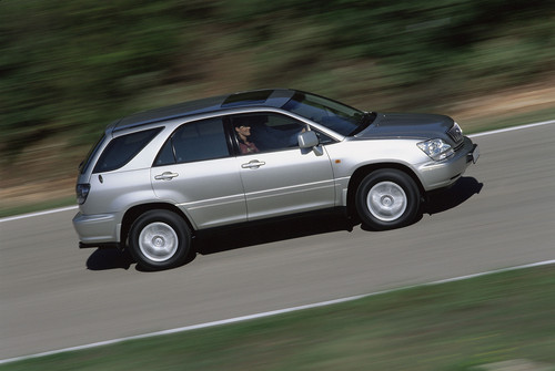 Lexus RX 300 (2000).