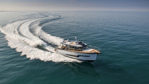 Lion Yachts Evolution 60.