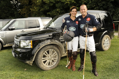 Marie-Jeanette und Heino Ferch leiten das deutsche Land-Rover-Polo-Team.