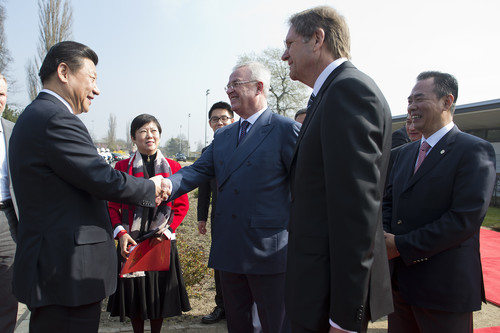 Martin Winterkorn begrüßt Xi Jingping