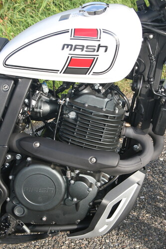 Mash X-Ride 650.