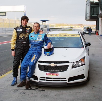 Maxime und Alain Menu mit der Cupversion des Chevrolet Cruze.