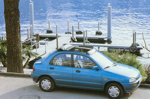 Mazda 121 (1991).