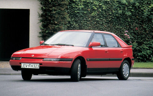Mazda 323 F (1989–1994).