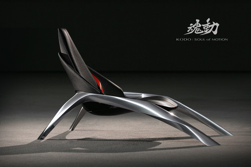 Mazda-Stuhl im Kodo-Design.