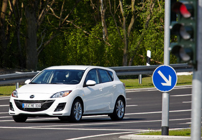 Mazda3 2.0 l MZR DISI mit dem Start-Stopp-System "i-stop".
