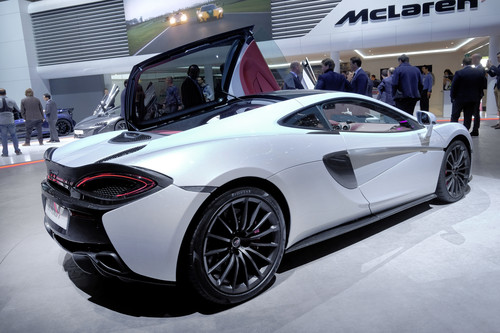 McLaren 570 GT.