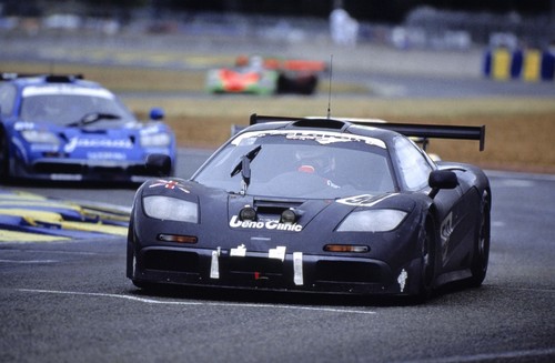 McLaren F1 GTR in Le Mans, 1995.