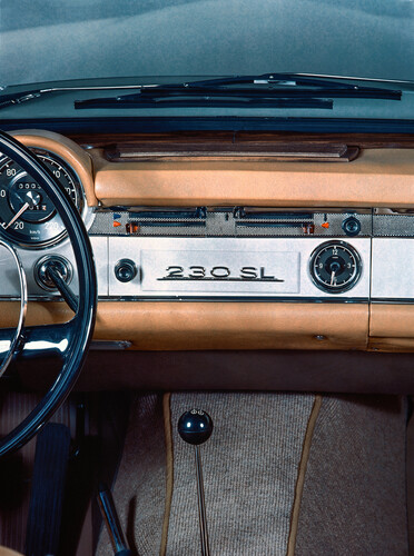 Mercedes-Benz 230 SL „Pagode“ (1963–1966).