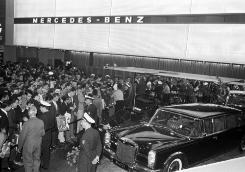 Mercedes-Benz 600 Pullman (W 100): Weltpremiere auf der IAA 1963 in Frankfurt/Main.