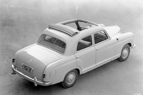 Mercedes-Benz bei den Schloss Dyck Classic Days: Mercedes-Benz 180 der Baureihe W 120 (1953 bis 1962).