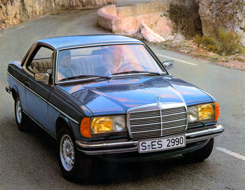 Mercedes-Benz C 123.