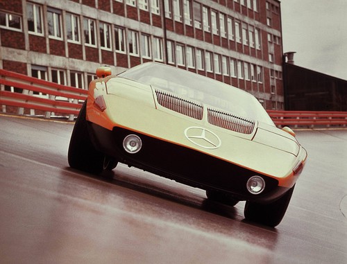 Mercedes-Benz Classic: Im Mercedes-Benz C 111-I (1969, im Foto) und im C 111-II (1970) wird der Wankelmotor als Fahrzeugantrieb erprobt. 