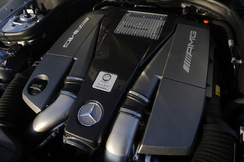 Mercedes-Benz CLS 63 AMG: Ein Mann, ein Motor - jeder Motor entsteht in Handarbeit.