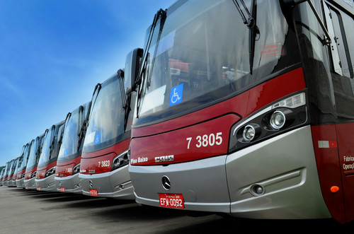 Mercedes-Benz do Brasil erhält dafür Großaufträge über insgesamt 80 Mercedes-Benz Busse. 50 neue Busse werden vom Verkehrsbetrieb „Rodoviaria Caxanga“ der Stadt Olinda City eingesetzt.