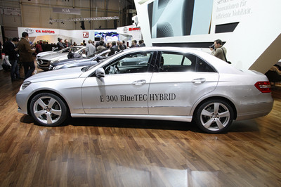 Mercedes-Benz E 300 Bluetec Hybrid.