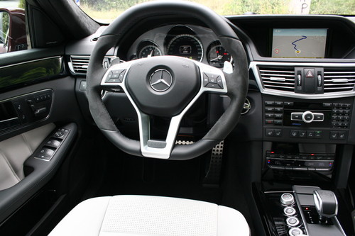 Mercedes-Benz E 63 AMG.