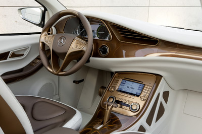 Mercedes-Benz E-Cell Plus mit batterieelektrischem Antrieb und &quot;Range Extender&quot;. Foto: Auto-Medienportal/Mercedes-Benz