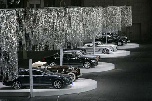 Mercedes-Benz &amp; Friends: in Hangar 5 präsentierten sich Alt und Neu in Harmonie.