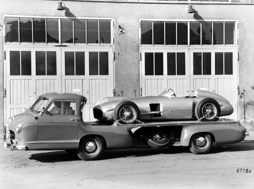 Mercedes-Benz Renntransporter (1955).