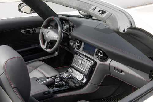Mercedes-Benz SLS AMG GT.