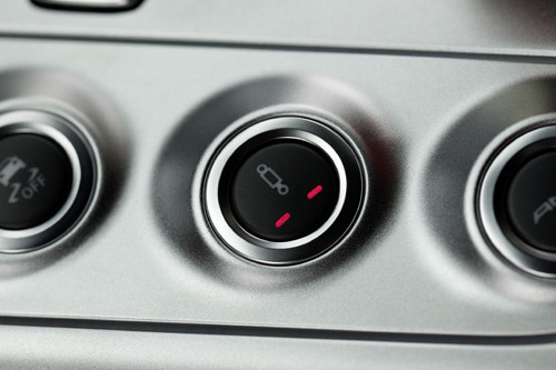 Mercedes-Benz SLS AMG: Taste für das optionale Ride-Control-Fahrwerk.