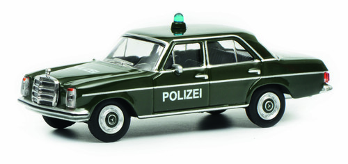 Mercedes-Benz Strich-Acht von Schuco als Polizeiwagen im Maßstab 1:64.