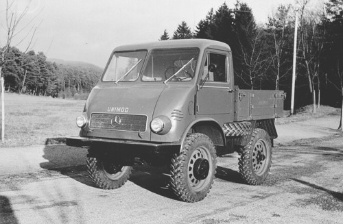 Mercedes-Benz Unimog mit Kabine von Westfalia-Werke, 1953.