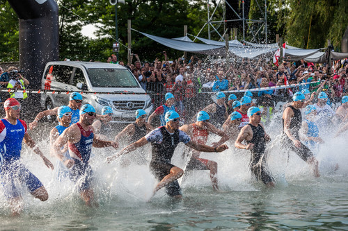Mercedes-Benz unterstützt 2017 im vierten Jahr den Triathlon-Sport.