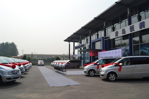 Mercedes-Benz Viano-Flotte der Dalian Wand Group.