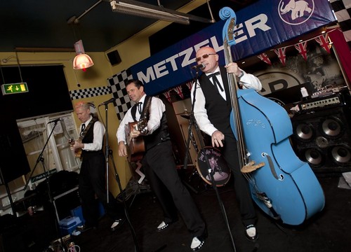 Metzeler präsentierte im Ace Cafe in London den Classic-Kalender 2011.