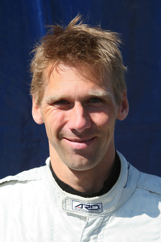 Michael Krumm: Der Nissan-Werksfahrer ist in der Jury der deutschen GT-Academy.