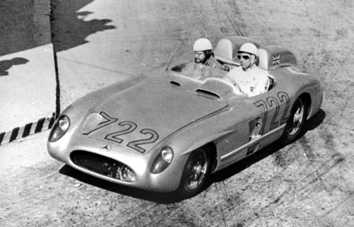 Mille Miglia 1955: Stirling Moss und Denis Jenkinson gewannen im Mercedes-Benz 300 SLR (W 196 S) das Rennen in Rekordzeit.