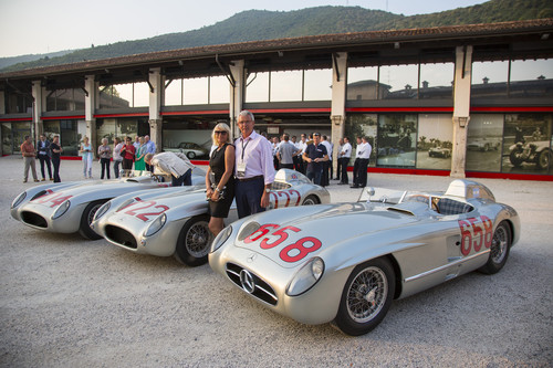 Mille Miglia 2015: Mercedes-Benz erinnert an den Sieg vor 60 Jahren.