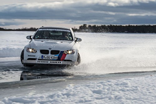 Mit BMW aufs Eis.