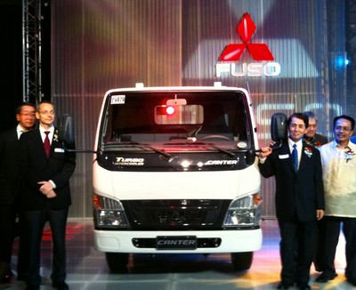 Mitsubishi Fuso gab heute die Markteinführung der neuesten Generation des Canter in Malaysia und auf den Philippinen bekannt. 