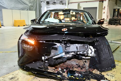 Mobilize Limo im Euro-NCAP-Crashtest.