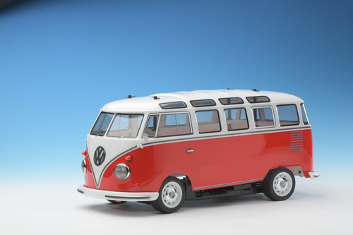 Modellfahrzeug des Jahres 2019: VW Samba-Bus von Tamiya (RC, 1:10). 
