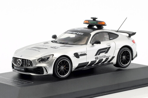 Modellfahrzeug des Jahres 2020: Mercedes-AMG GT-R Safety Car F1 vom Premium X/CMR (1:43).