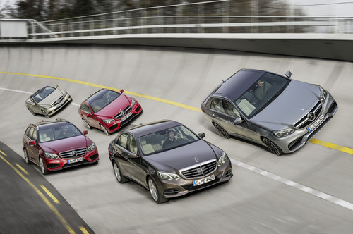 Modellprogramm der Mercedes-Benz E-Klasse: Limousine, T-Modell, Cabriolet, Coupé und E 63 AMG.