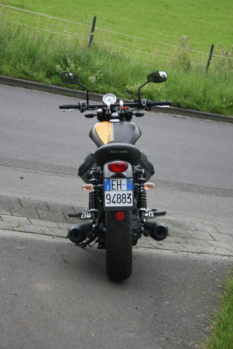 Moto Guzzi V9 Bobber.