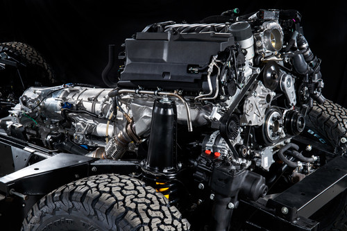 Motor des Land Rover Defender Works V8.